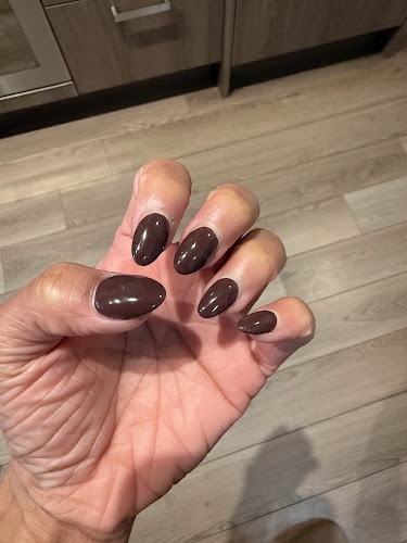 Nails on Yonge