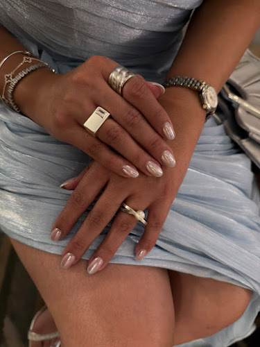 Naz nail