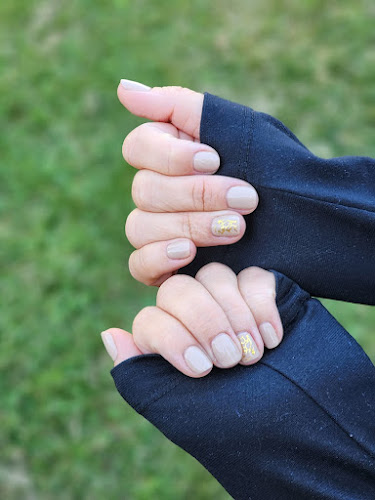 Nicole Ninni Nails