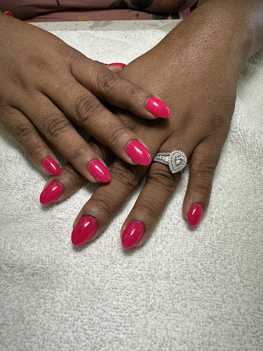 Nina N’s Nails & Spa