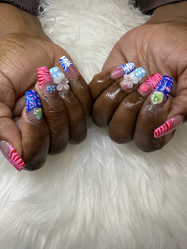 Nina Nails
