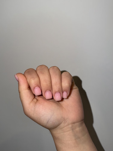 Noir Claws, nail salon in Pelham, Ontario