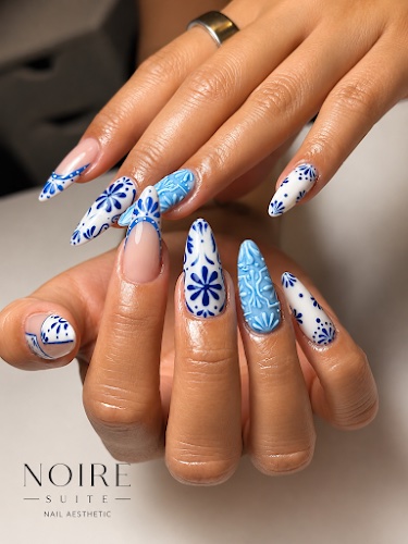 NOIRE🖤 Nail Suite