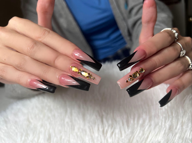Nulux Nails & Head Spa