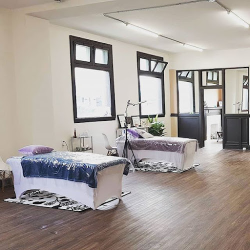 NV Beauty Boutique