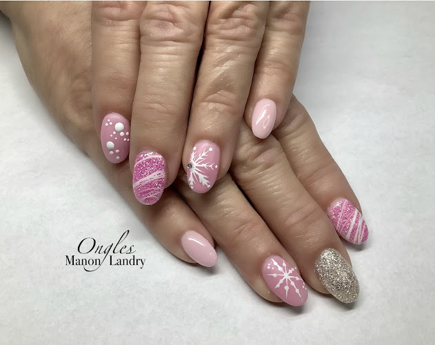 ONGLES - NAILS / PEDICURE SPA / Manon Landry, nail salon in Très-Saint-Rédempteur, Ontario