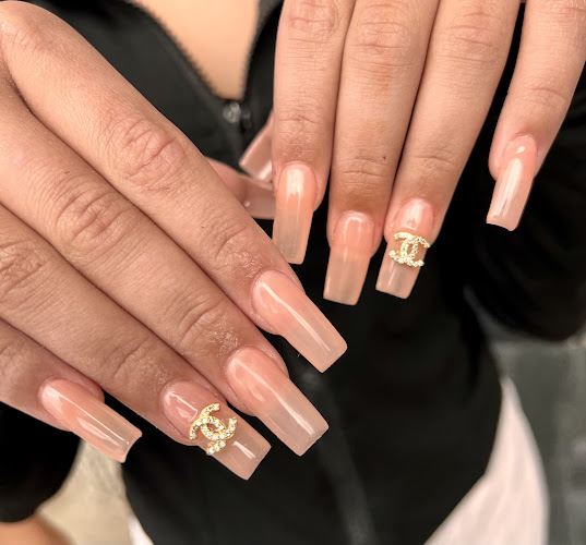 Paradise Nails