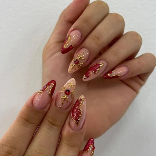 Pearl Nail Bar - Downtown Toronto