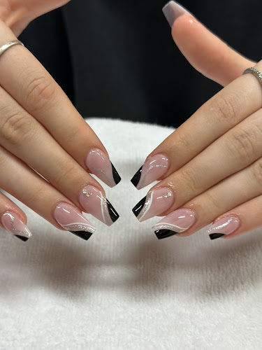 Pedi N Nails