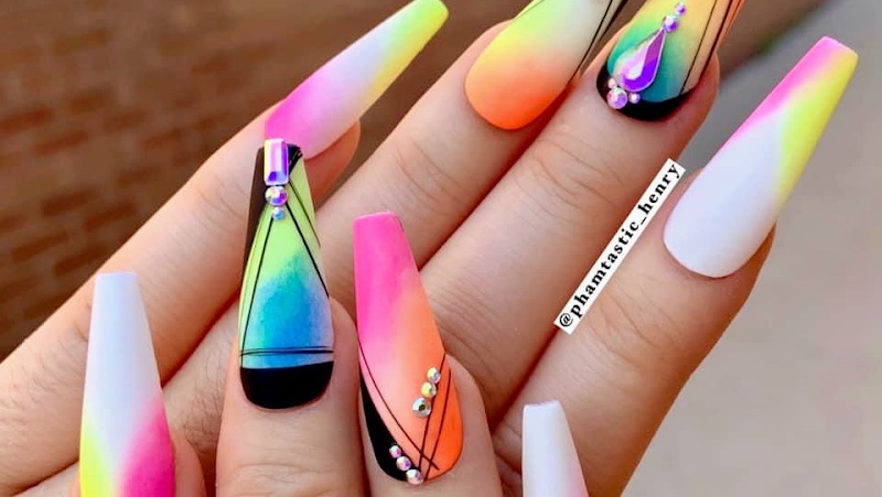 Pink Nails And Spa