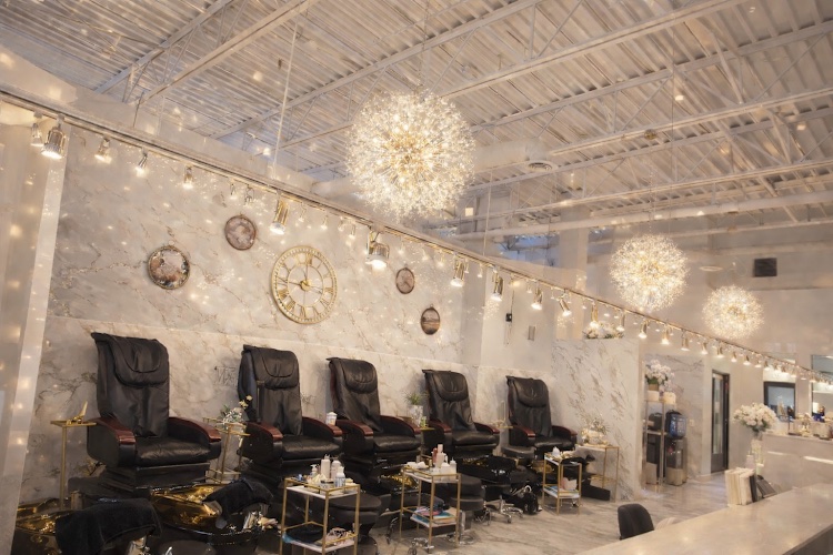 Posh Contessa Nails Spa