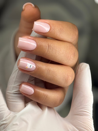 Qazal Nails