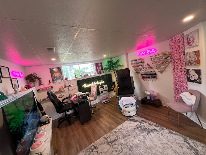 Reem’s Studio, nail salon in Morrisburg, Ontario