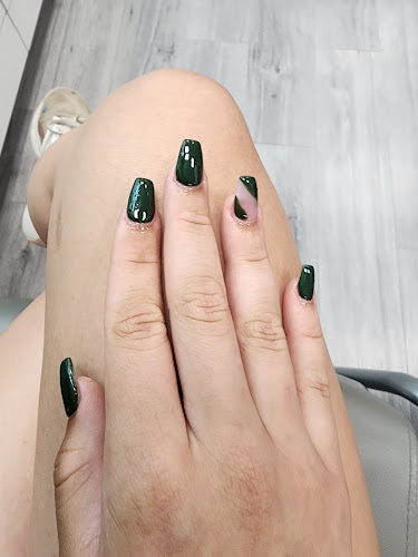 Regal Nails, Salon & Spa