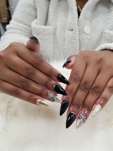 Regal Nails, Salon & Spa