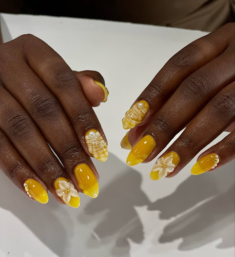 Rosee Beaute Bar Etobicoke
