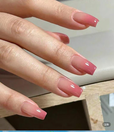 Ryna's Nails & Hair Salon