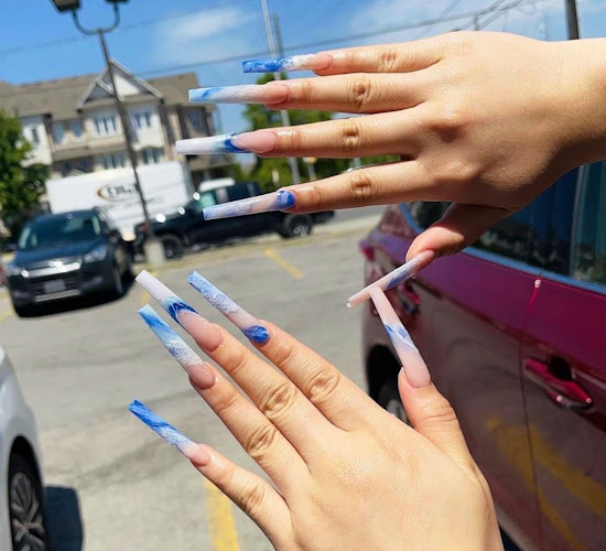 Ryna’s Nails Scarborough