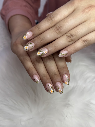 Saigon Nails & Spa