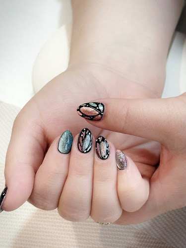 Shape Nails +