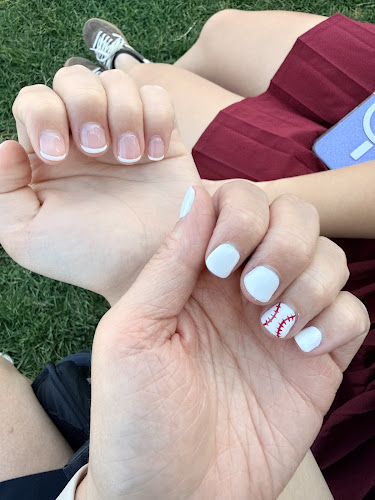 Shimmer Nails