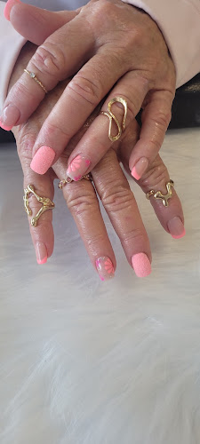 Shine My Nails