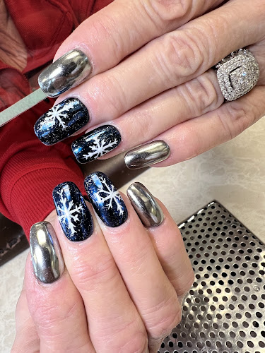 Signature Nails
