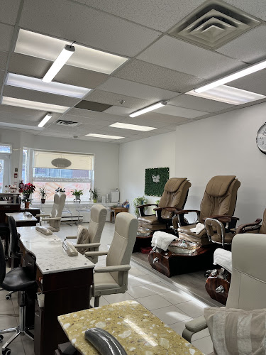 Simple Nails & Spa