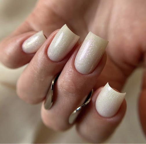 Skrimpalaya nails