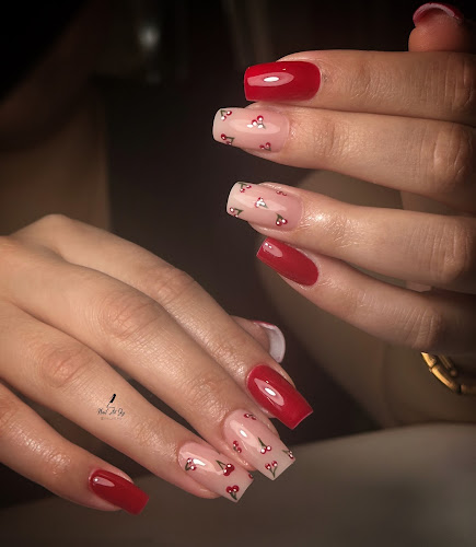 Sky Nail Salon