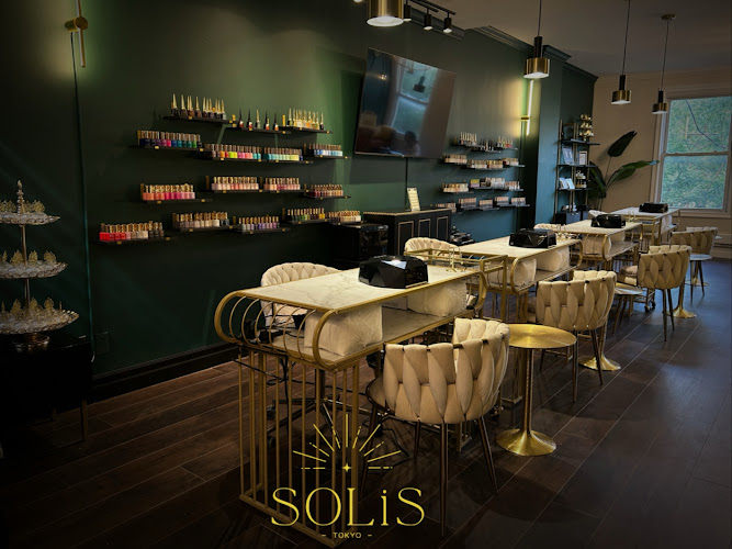 SOLiS -tokyo- Nail Boutique