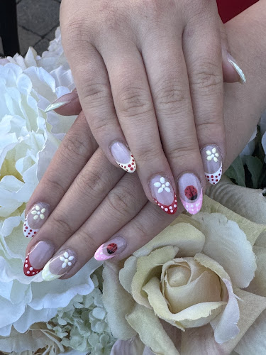 Spa Nails