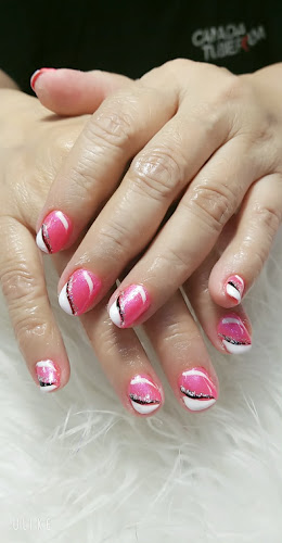 Stephanie Nails