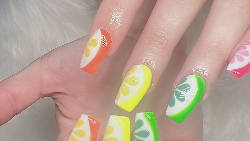 Sunday Nails and Spa