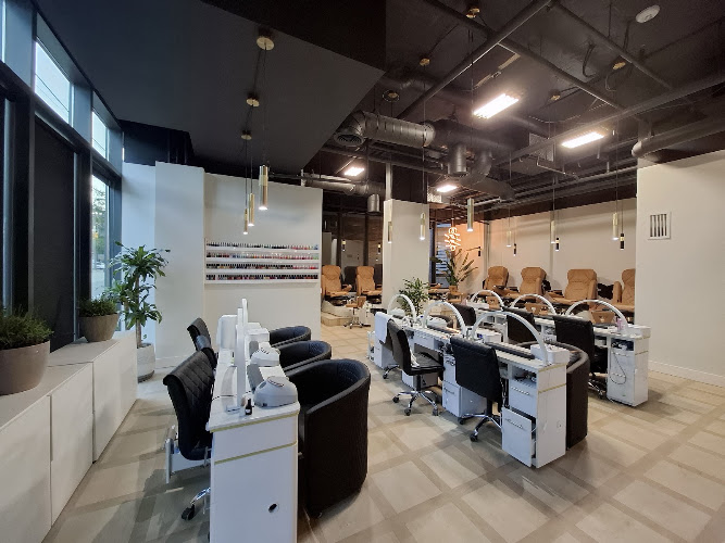 Sway Nails & Spa