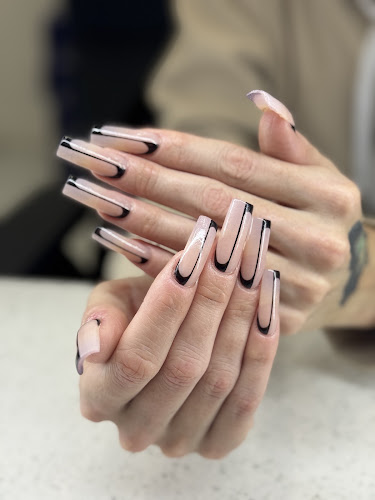 T-Nails & Spa Rideau Mall