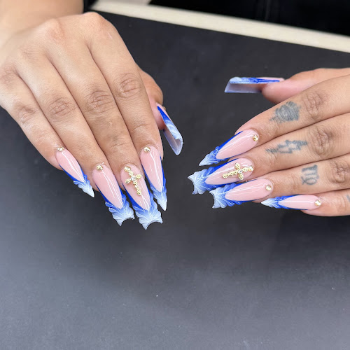 Teddy Nails & Spa