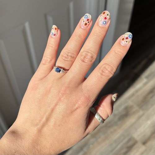THE LUXE Nail