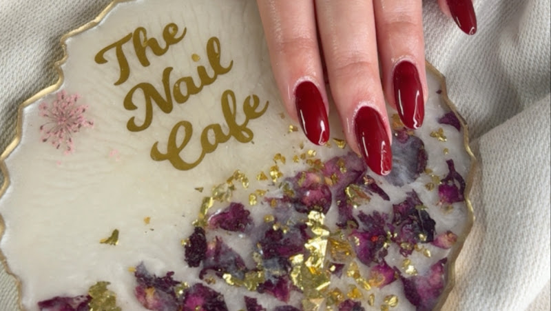 The nail cafe (Home studio)