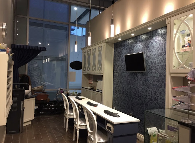 The Nail Lab