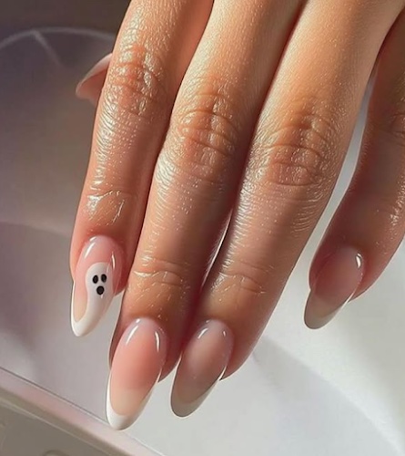 Tip & Toe Nails by Hetal