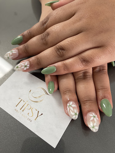 Tipsy Nails and Spa