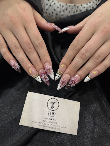 Top Nail Bar