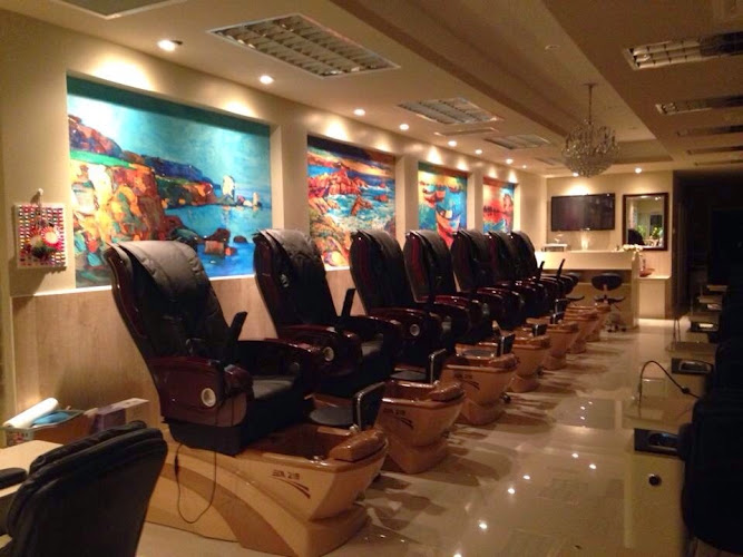 True Colour Nails and Spa