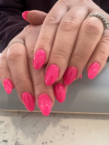 V-Nails Spa