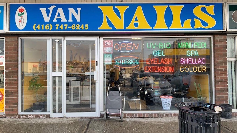 Van Nails