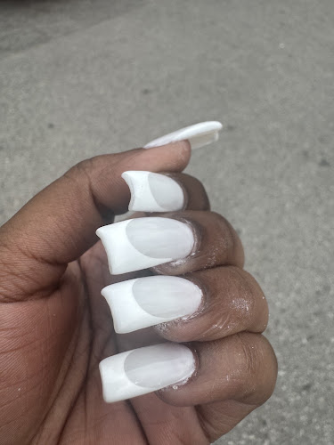 Vicky's Nail & Body