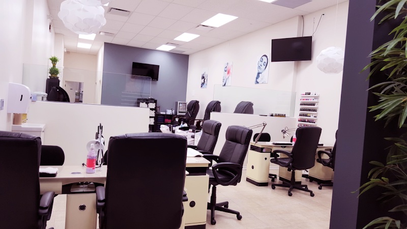 VM Nails & Spa