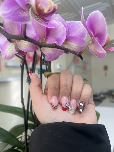 VN Nails Spa