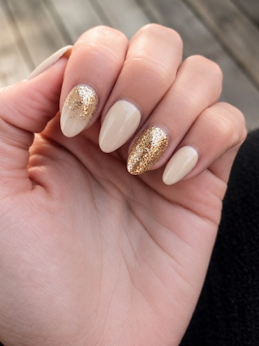 Wendover Nails Bar, nail salon in Wendover, Ontario